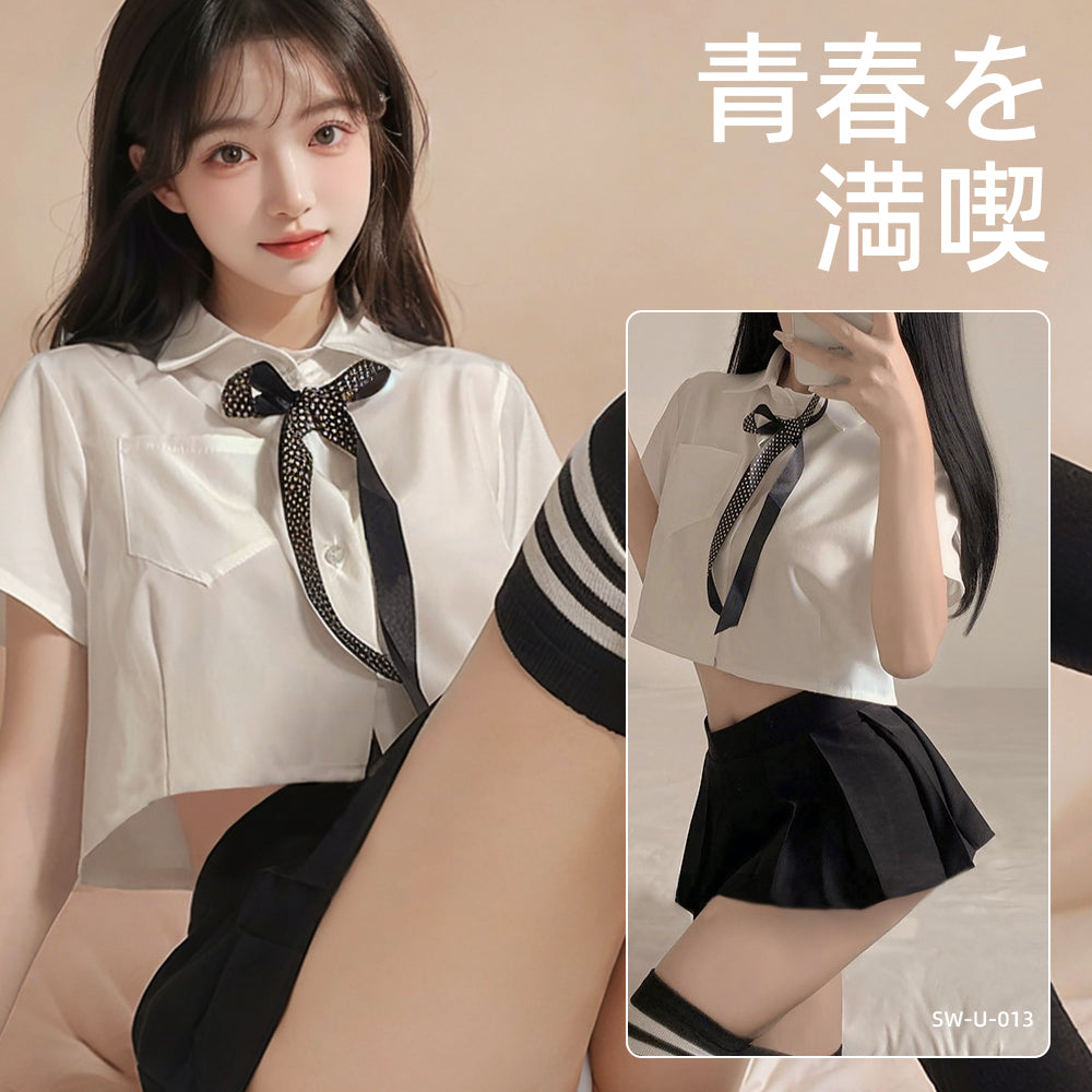 純情な美少女風JK制服 ランジェリー