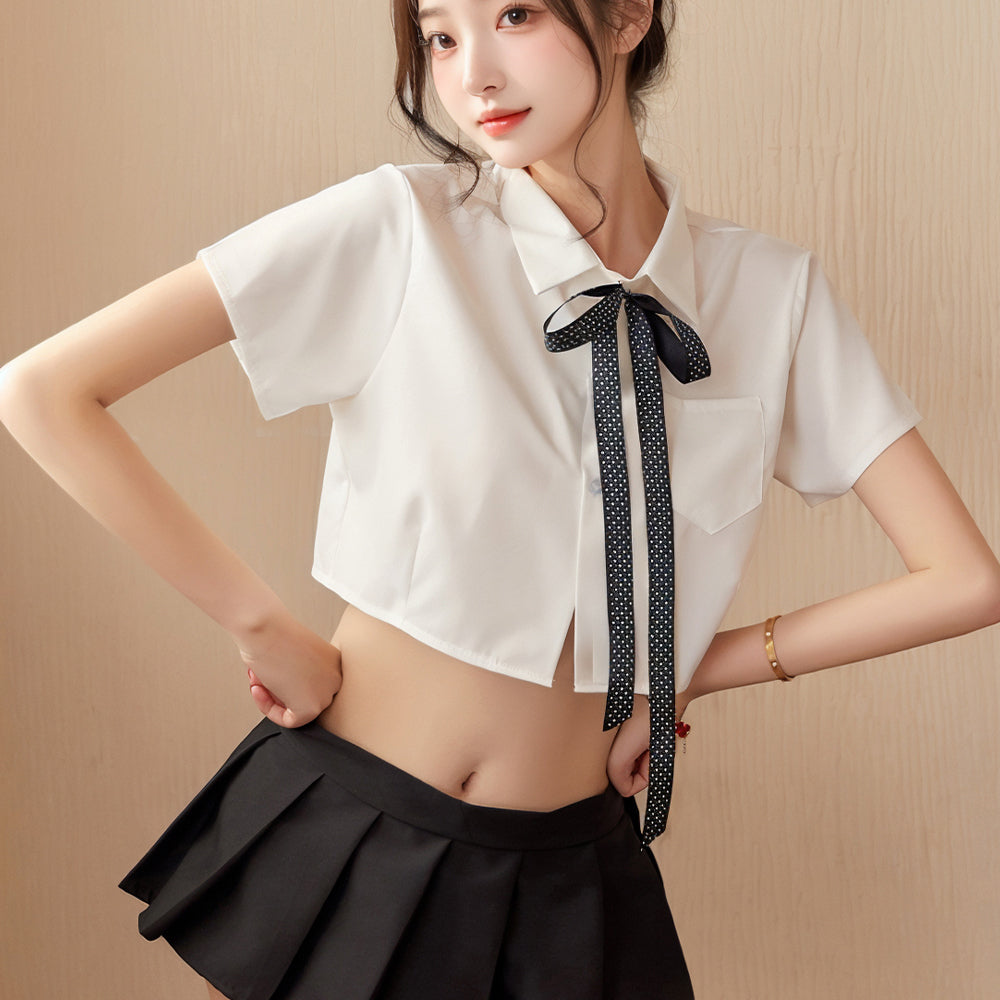 純情な美少女風JK制服 ランジェリー
